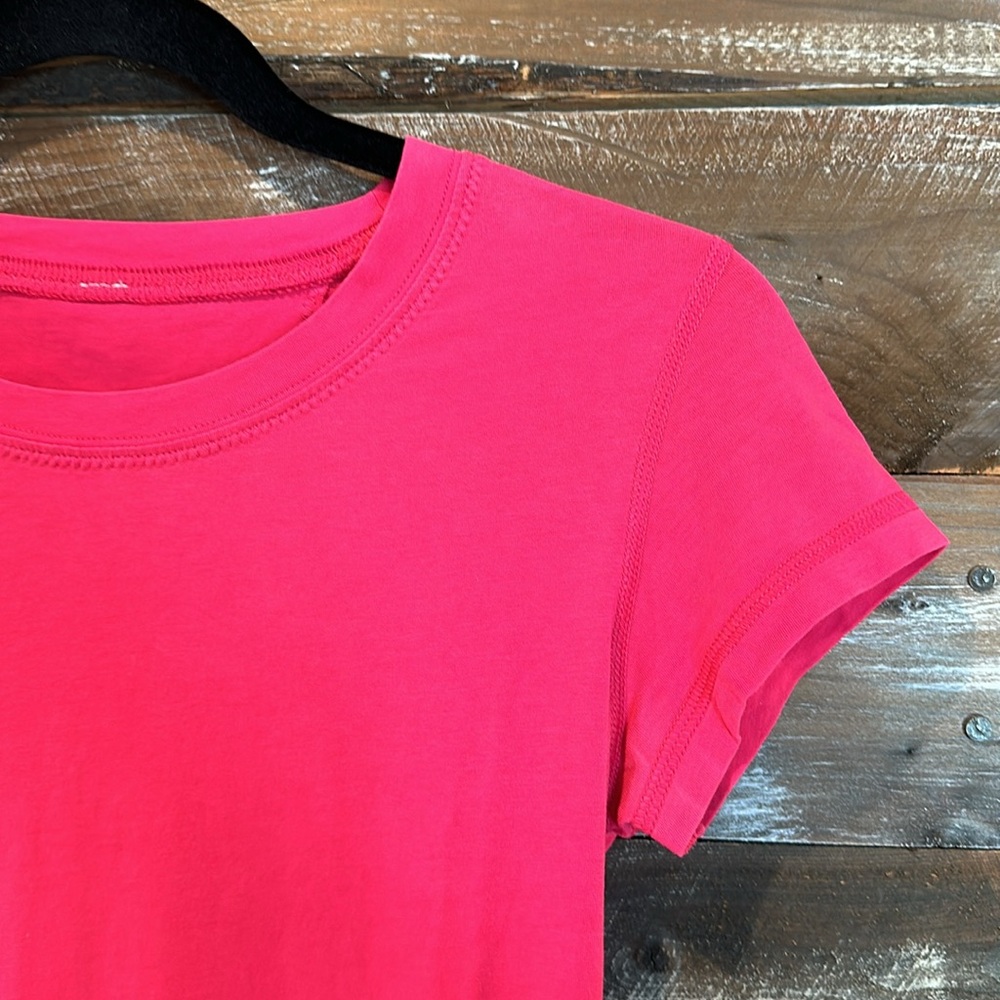 Lululemon Fitted  Tee